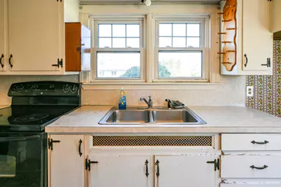 60 Richmond Terrace, Cape Elizabeth, ME 04107 - Photo 11