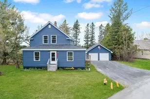 126 Fort Hill St, Fort Fairfield, ME 04742 - Photo 1