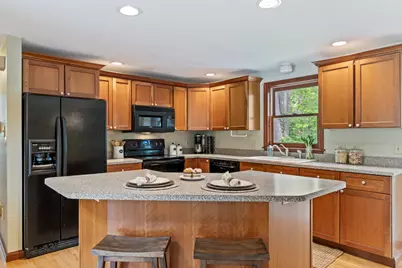 37 Shelby Lane, South Portland, ME 04106 - Photo 9