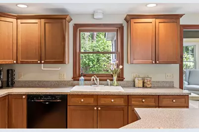 37 Shelby Lane, South Portland, ME 04106 - Photo 11