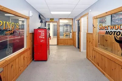694 River Road, Mexico, ME 04257 - Photo 5