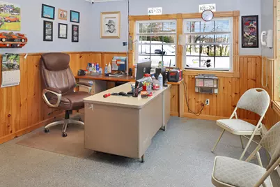 694 River Road, Mexico, ME 04257 - Photo 3