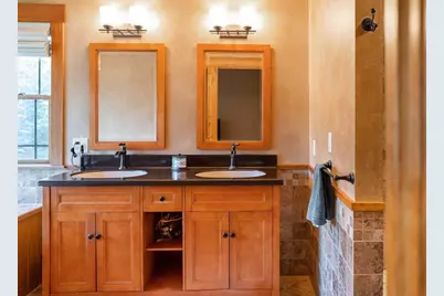 30 Woodhaven Drive, Lewiston, ME 04240 - Photo 27
