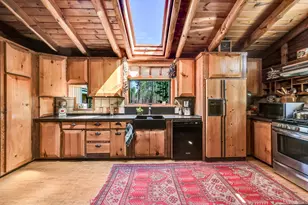 890 Salem Rd, Freeman Twp, ME 04983 - Photo 5