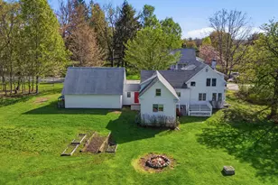 560 W Auburn Rd, Auburn, ME 04210 - Photo 3