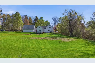 560 W Auburn Road, Auburn, ME 04210 - Photo 5