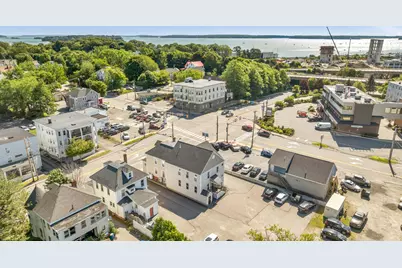 526 Washington Avenue, Portland, ME 04103 - Photo 1