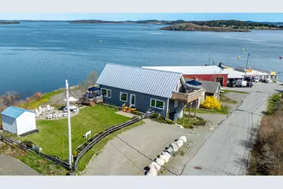 77 Johnson Street, Lubec, ME 04652 - Photo 5