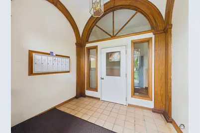 85 Middle Street #10, Hallowell, ME 04347 - Photo 9