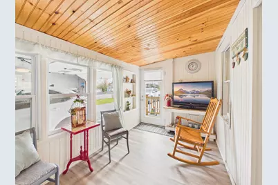 186 Champlain Street, Van Buren, ME 04785 - Photo 9