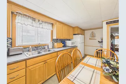 186 Champlain Street, Van Buren, ME 04785 - Photo 13