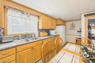 186 Champlain St, Van Buren, ME 04785 - Photo 13