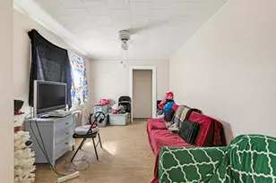 5 Cottage St, Lewiston, ME 04240 - Photo 23
