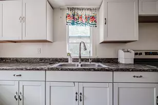 178 Main St, Lisbon, ME 04252 - Photo 25