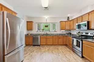 5 Cider Hl Dr, Old Orchard Beach, ME 04064 - Photo 9