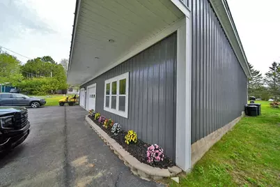 7 Lane Avenue, Houlton, ME 04730 - Photo 11