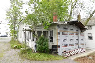 25 Leavitt St, Skowhegan, ME 04976 - Photo 3