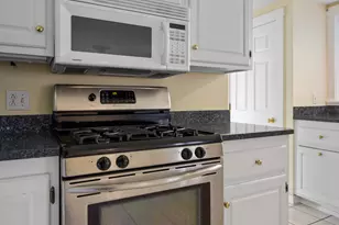 3 Navy St, Searsport, ME 04974 - Photo 9