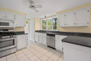 3 Navy St, Searsport, ME 04974 - Photo 7