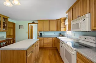 337 Elm St, Limerick, ME 04048 - Photo 13