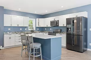 472 School St, Sanford, ME 04073 - Photo 3