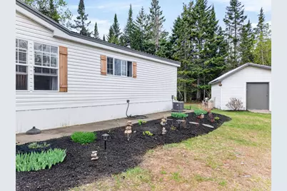 5,10,11 Country Lane, Springfield, ME 04947 - Photo 5