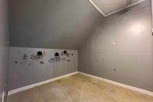 77 Main St, Fairfield, ME 04937 - Photo 19