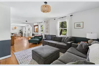 19 Hamlin Road, Falmouth, ME 04105 - Photo 3