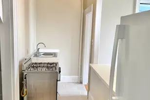 52 Carleton St, Portland, ME 04102 - Photo 25