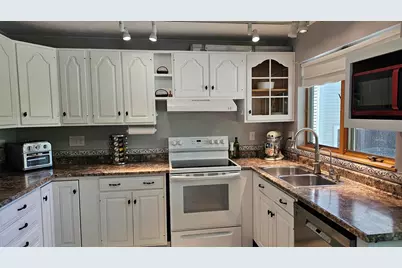 28 Park Avenue E, Brewer, ME 04412 - Photo 11
