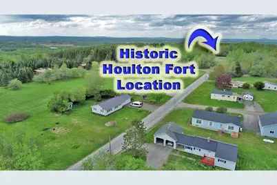 13 Garrison Road, Houlton, ME 04730 - Photo 5