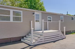 31 Spruce St, Rockland, ME 04841 - Photo 5