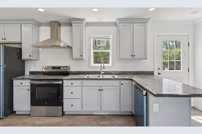 295 Old County Road, Rockland, ME 04841 - Photo 11