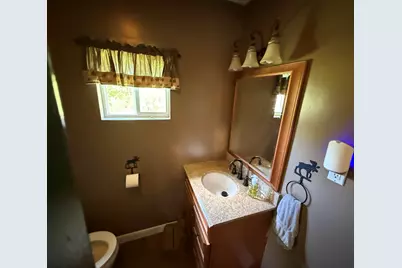 1008 U.S. 1, Brooklin, ME 04413 - Photo 11