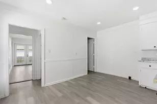 134 - 136 Sawyer St, South Portland, ME 04106 - Photo 9
