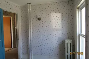381 Hancock St, Bangor, ME 04401 - Photo 17