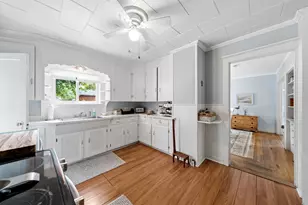 57 Crescent St, Rockland, ME 04841 - Photo 19