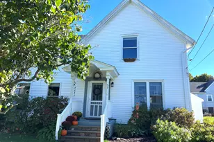 57 Crescent St, Rockland, ME 04841 - Photo 1