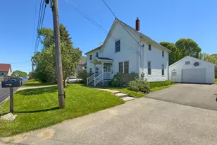 57 Crescent St, Rockland, ME 04841 - Photo 1