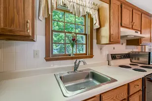 28 St Patrick Ave, Lewiston, ME 04240 - Photo 19