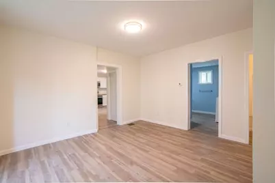 172 Highland Avenue, Gardiner, ME 04345 - Photo 15