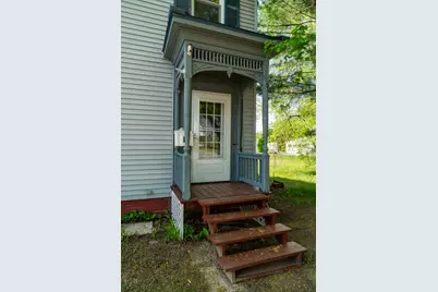 172 Highland Avenue, Gardiner, ME 04345 - Photo 7