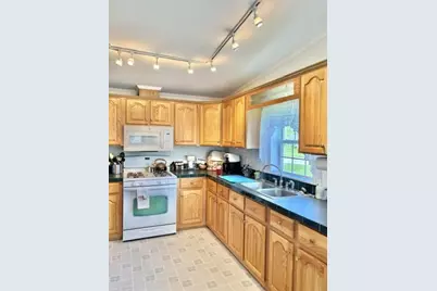 8 Windsor Drive, Alfred, ME 04002 - Photo 7