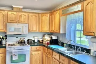 8 Windsor Dr, Alfred, ME 04002 - Photo 7