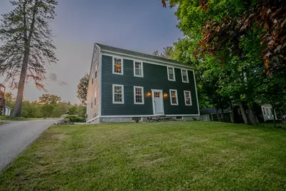 11 Old Western Avenue, Winthrop, ME 04364 - Photo 5