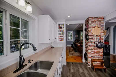 11 Old Western Avenue, Winthrop, ME 04364 - Photo 15