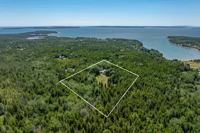 55 Bayview Drive, Tremont, ME 04612 - Photo 5