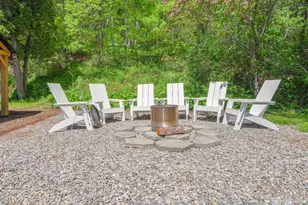 170 Lake View Dr, Rockland, ME 04841 - Photo 19