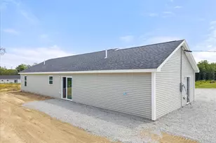 9 Blue Sky Dr, Levant, ME 04456 - Photo 5