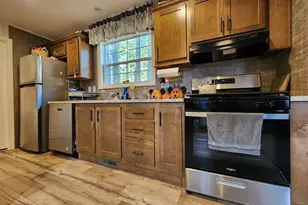 39 Franklin Pkwy, Brunswick, ME 04011 - Photo 9